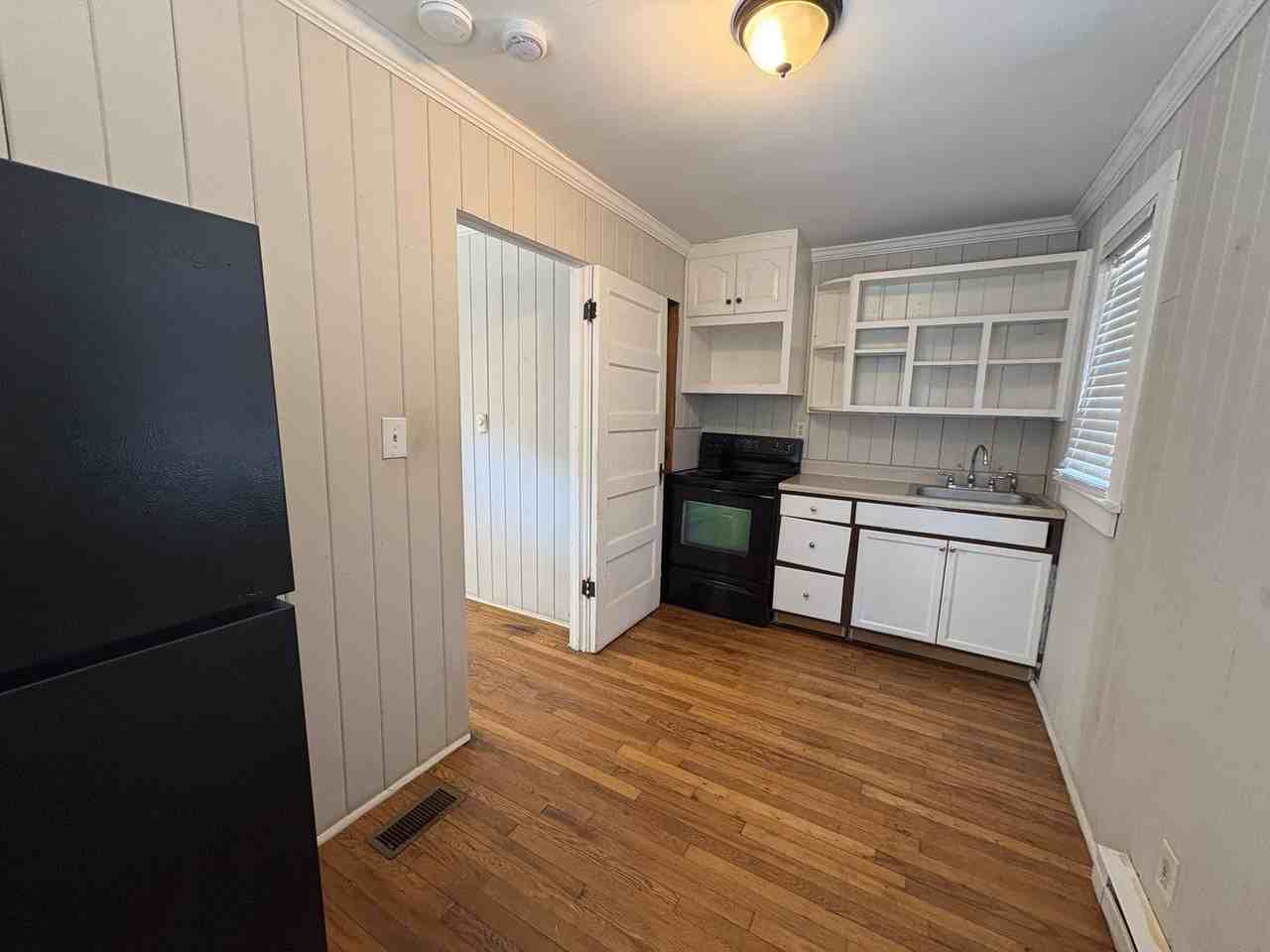 2755 Vineville Ave #C - Photo 5 of 10