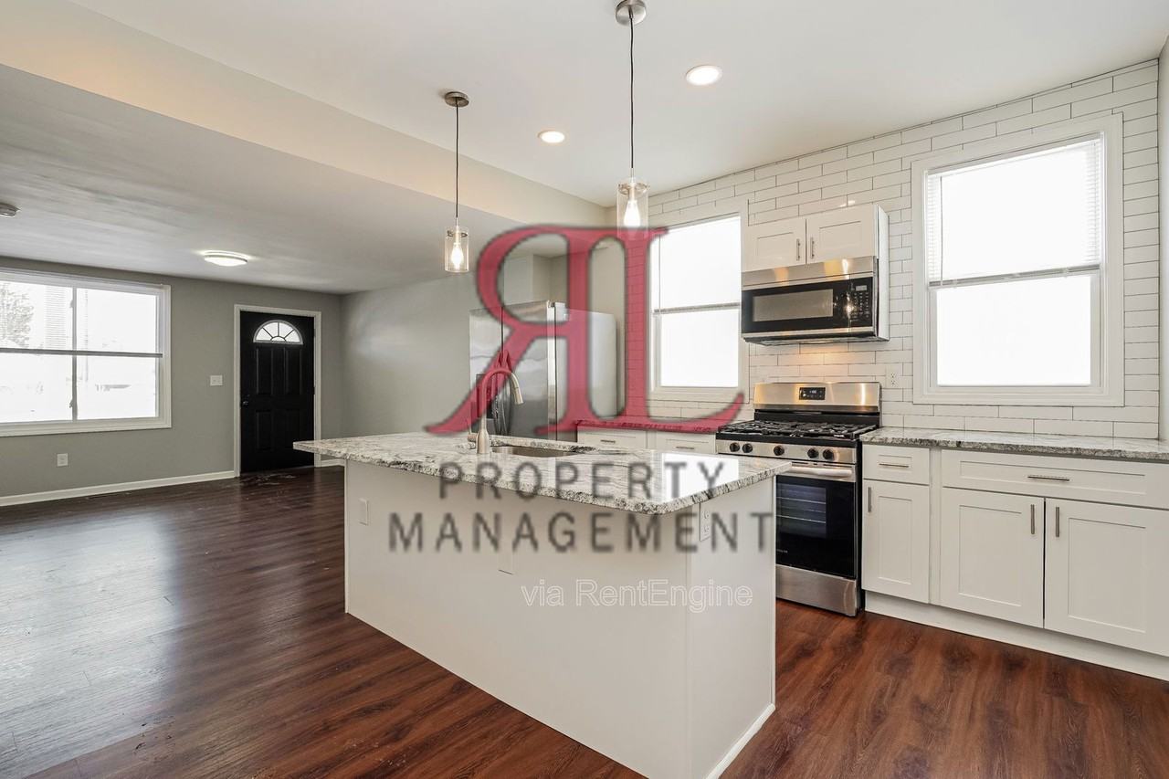 1774 S 8th St - Photo 6 of 16