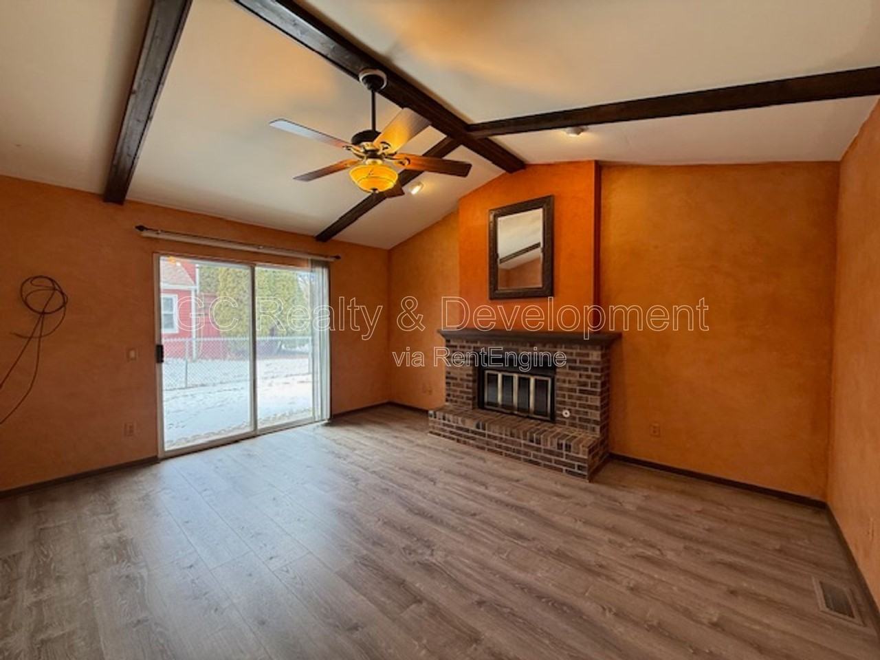 944 Shady Ln - Photo 7 of 18