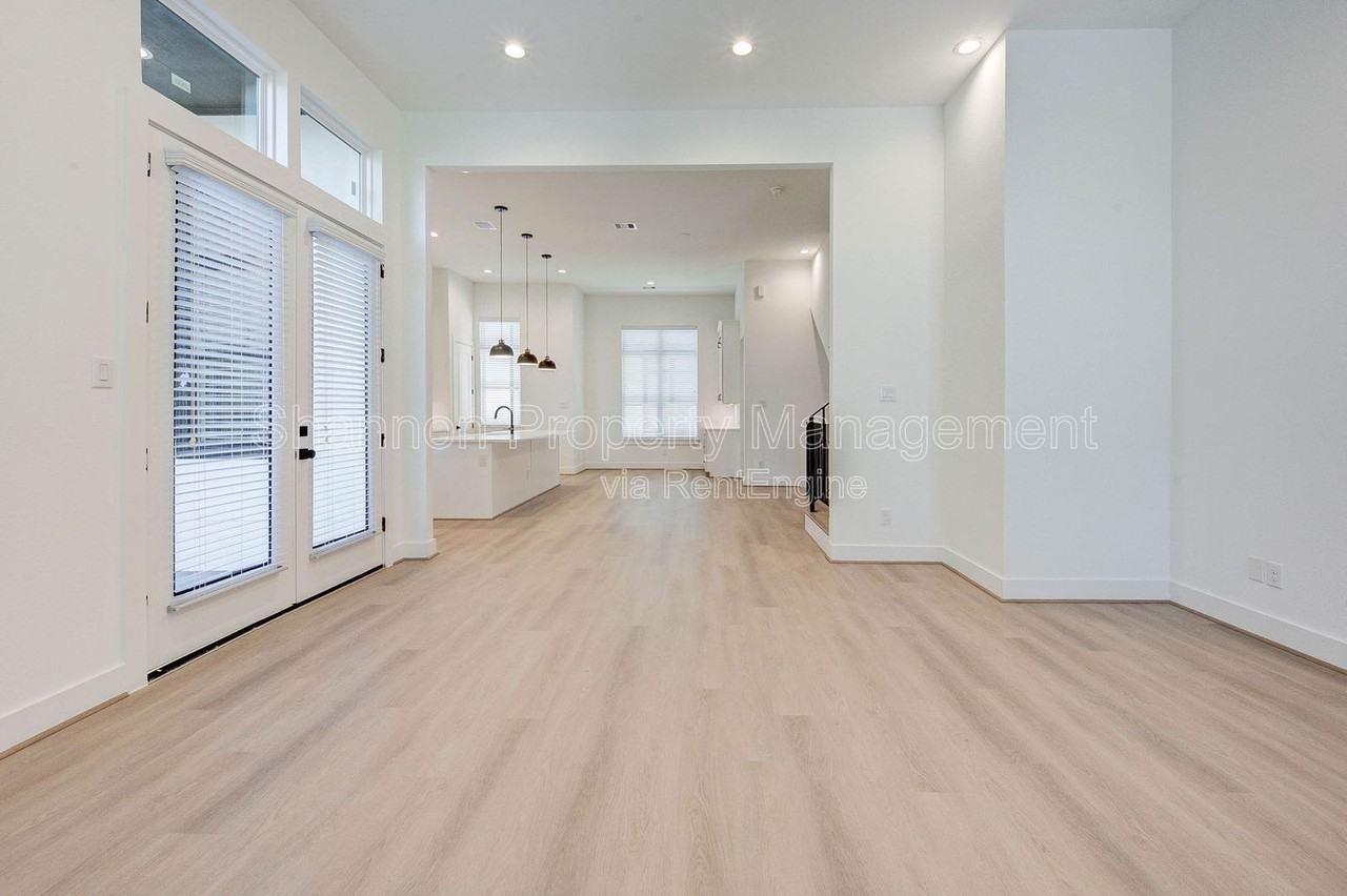 1823 Prospect St #A - Photo 6 of 31