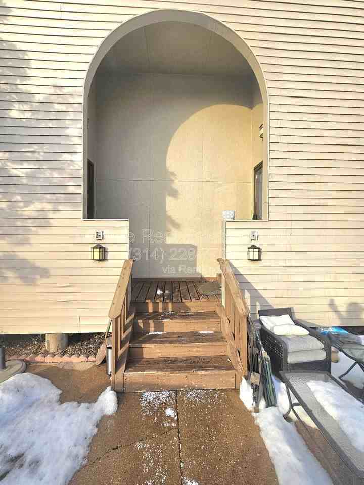 4322 Maryland Ave - Photo 2 of 24