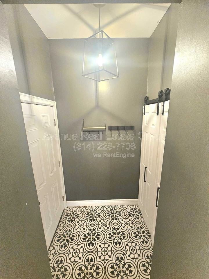 4322 Maryland Ave - Photo 4 of 24