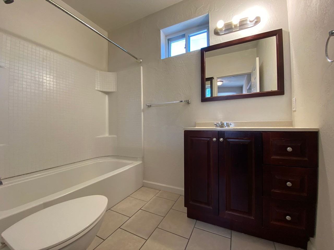 5561 Beeler St - Photo 7 of 12