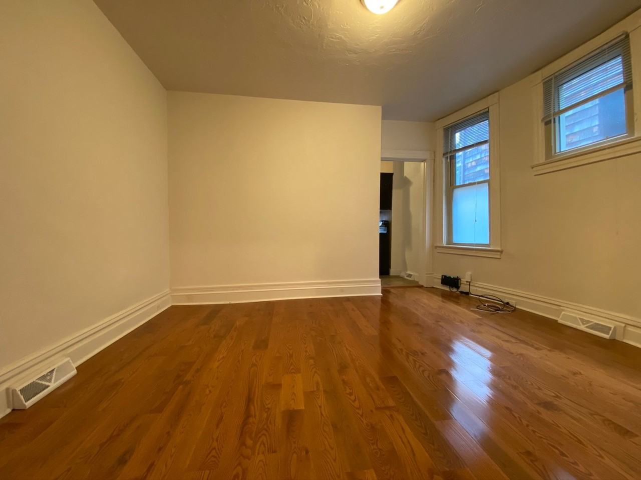 bell - Photo 3 of 15