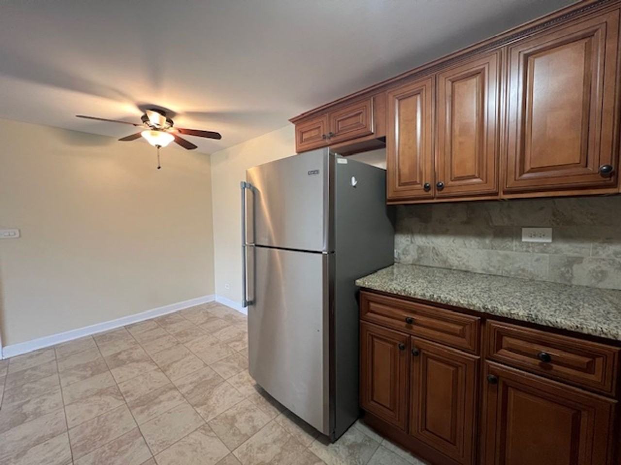 37 Tonset Ct - Photo 6 of 23