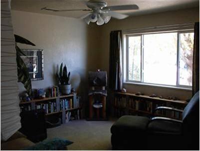 813 Henderson St - Photo 3 of 4