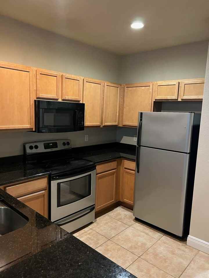 2954 Sw 35th Pl #61 - Photo 3 of 16