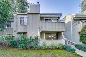 featured image of 1663 Braddock Ct