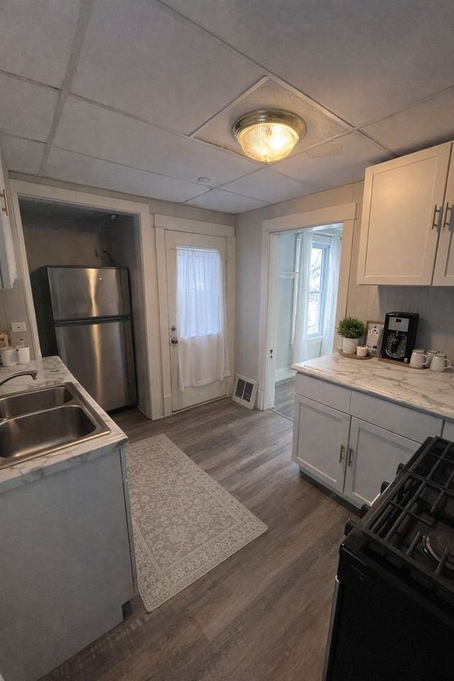 131 E 7th St - Photo 6 of 13