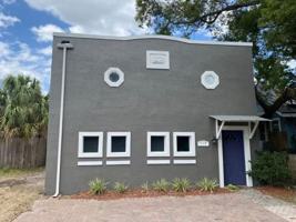 featured image of 115 W Allison Ct