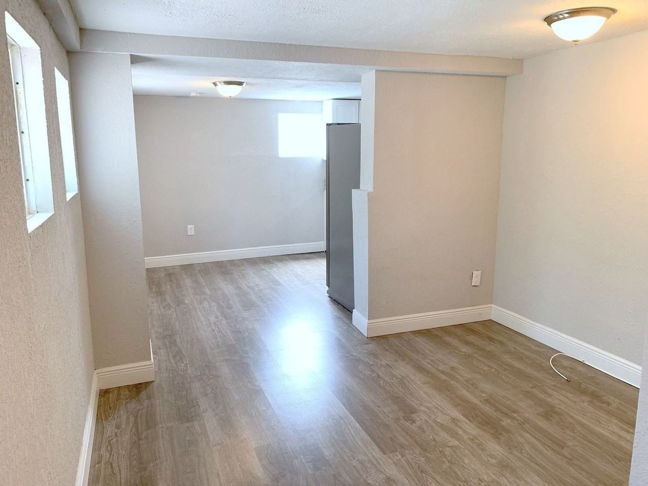 115 W Allison Ct - Photo 4 of 24