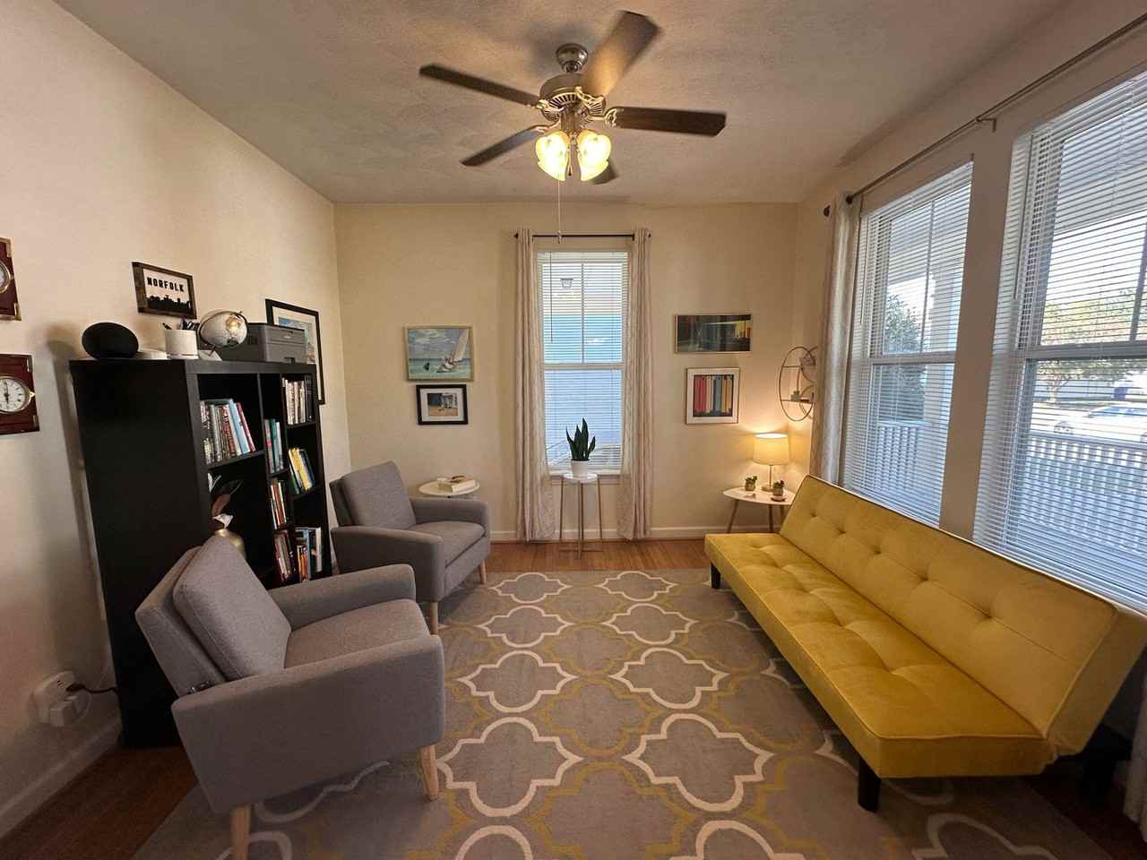 1275 W 27th St - Photo 5 of 26