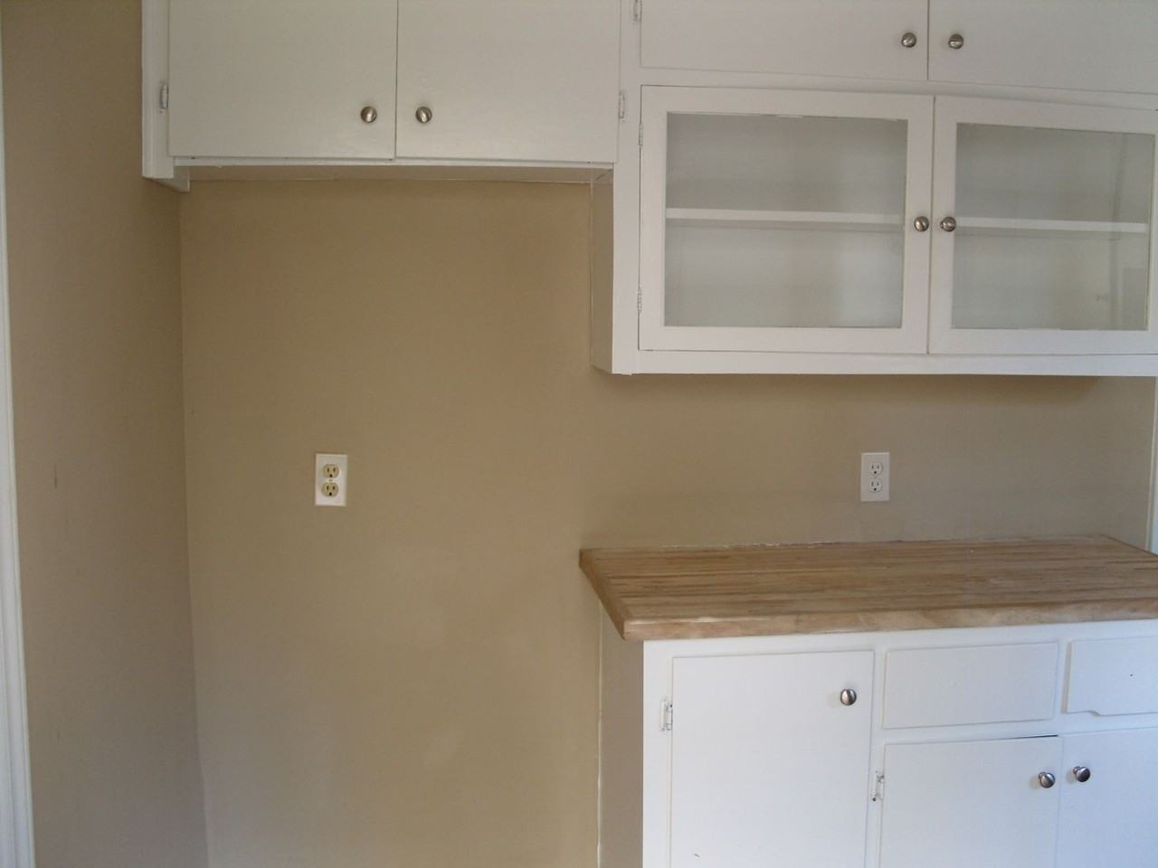 154 Nottingham Ct - Photo 2 of 8