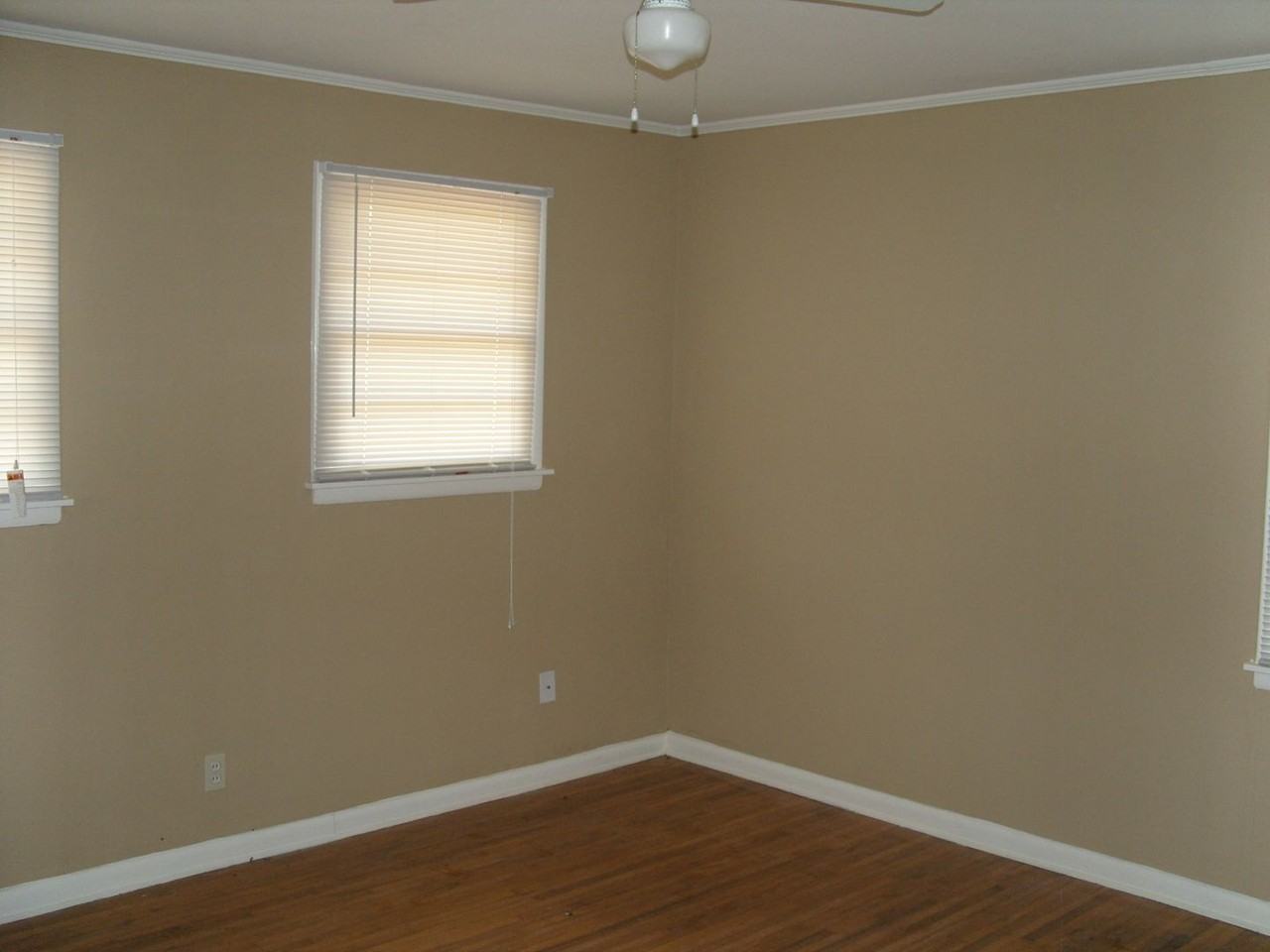 154 Nottingham Ct - Photo 7 of 8