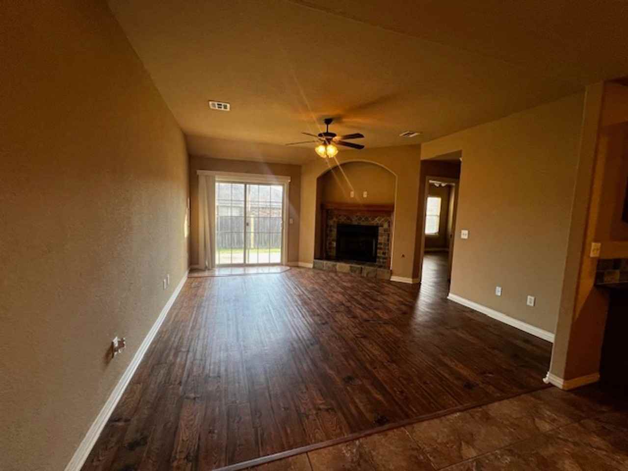 4111 W Mahogany Dr - Photo 2 of 14