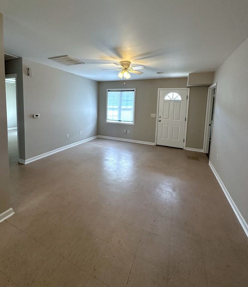 508B Spartanburg Ave - Photo 3 of 12