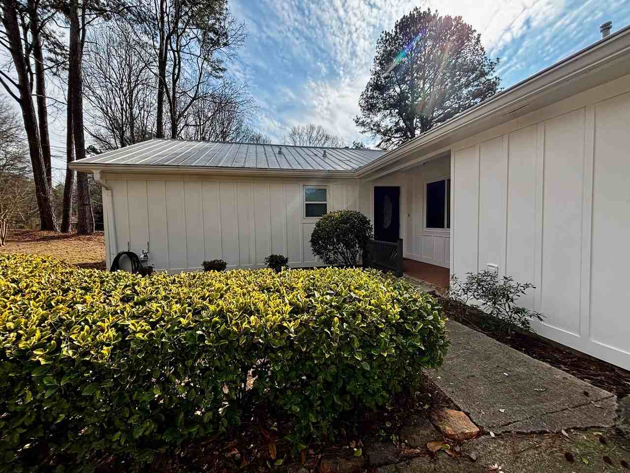 125 Lantern Ridge Dr - Photo 2 of 43