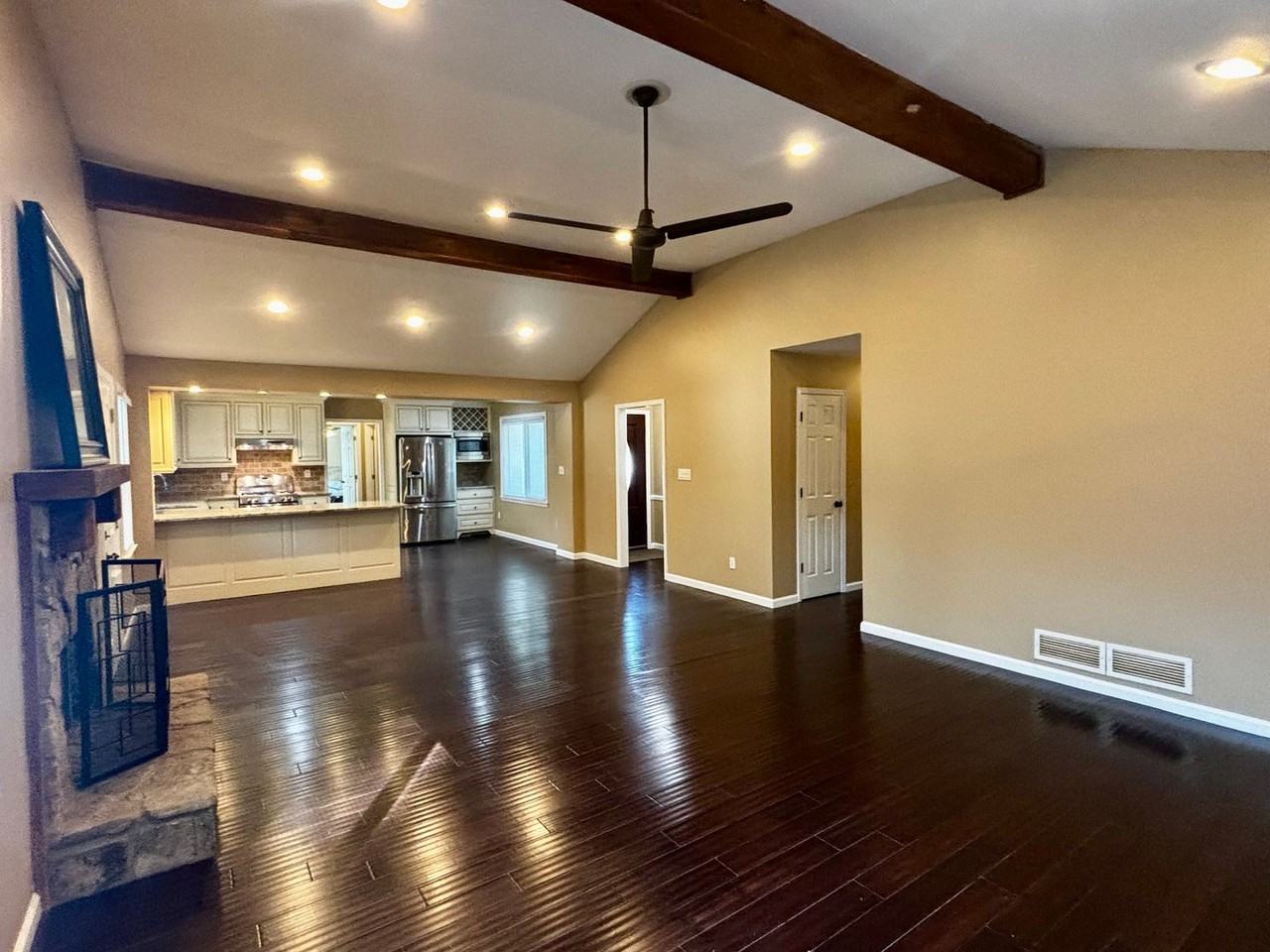 125 Lantern Ridge Dr - Photo 4 of 43