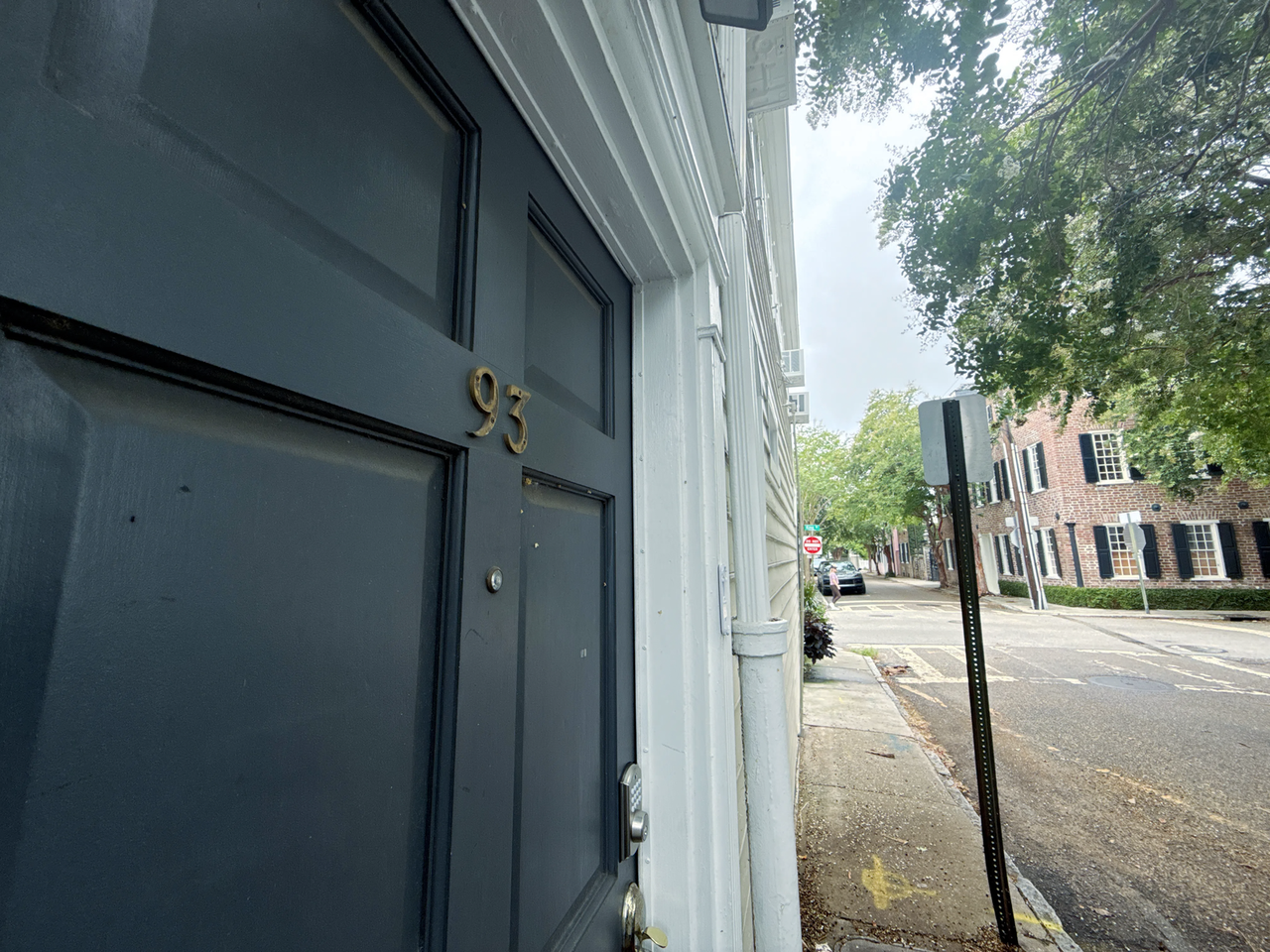 93 Tradd St - Photo 3 of 15