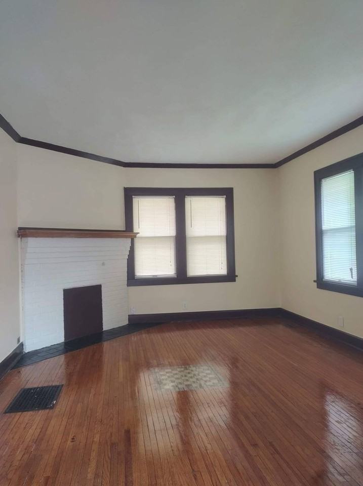 1620 Carney Ave - Photo 3 of 8