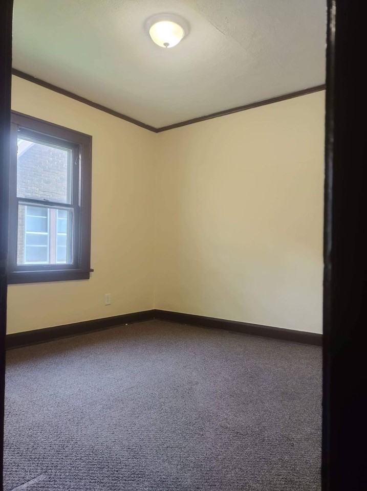 1620 Carney Ave - Photo 5 of 8