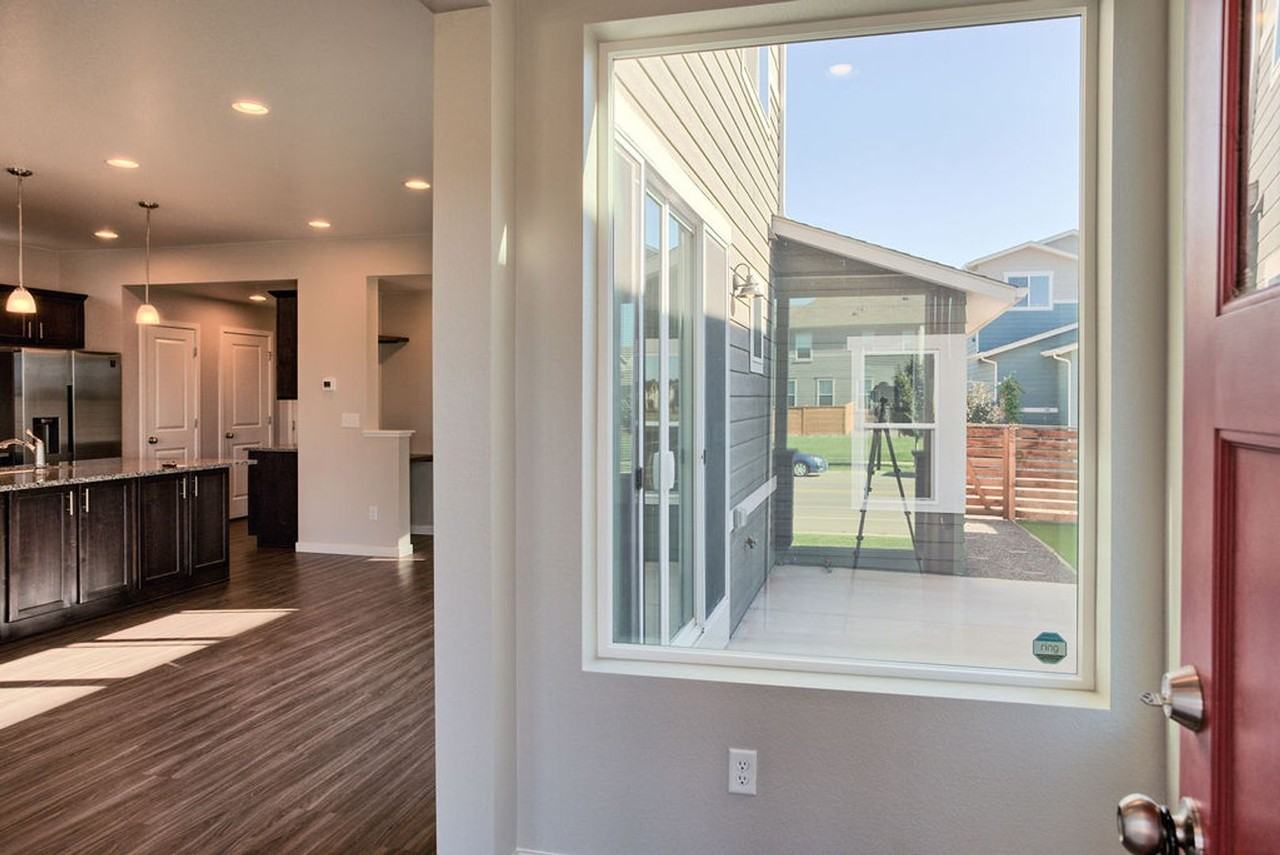 2826 Sykes Dr - Photo 3 of 35