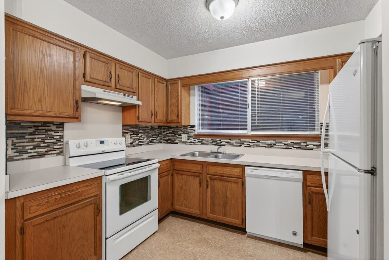 11369 Fort Caroline Lakes Dr S - Photo 7 of 16