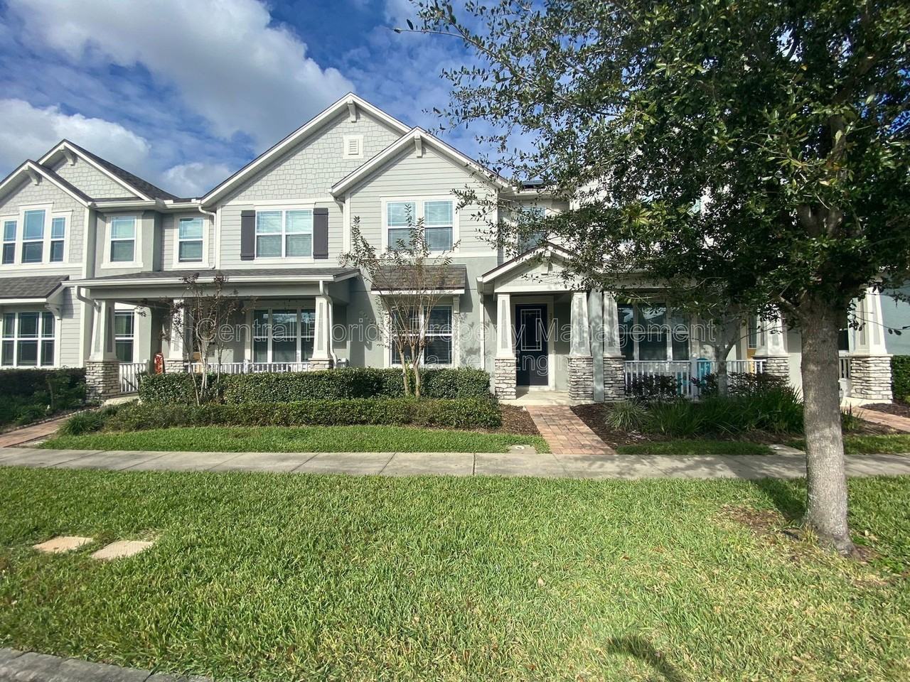 2931 Windmill Dr - Photo 2 of 34