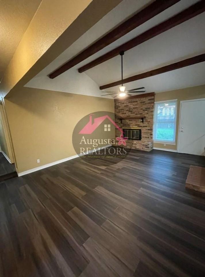 1410 Sunnyvale St - Photo 3 of 14