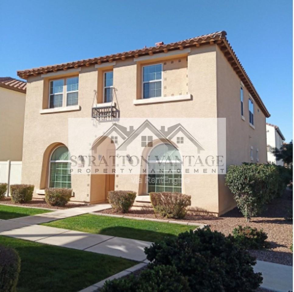 881 S Adam Way - Photo 2 of 3