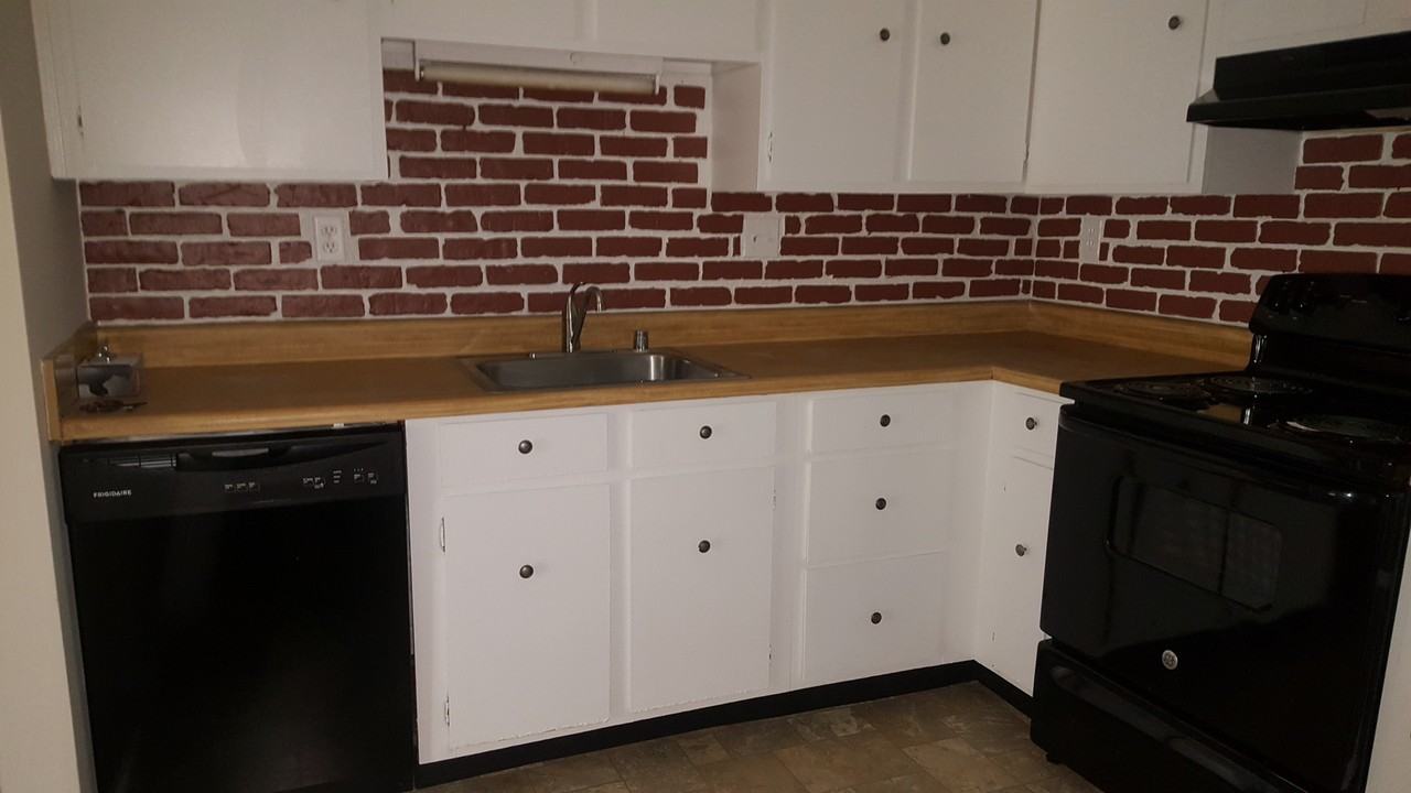 187 Farm Rd - Photo 3 of 27