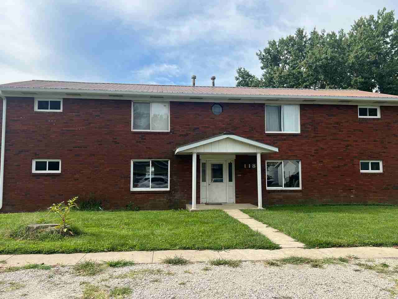 Airshire Ct - Photo 7 of 12