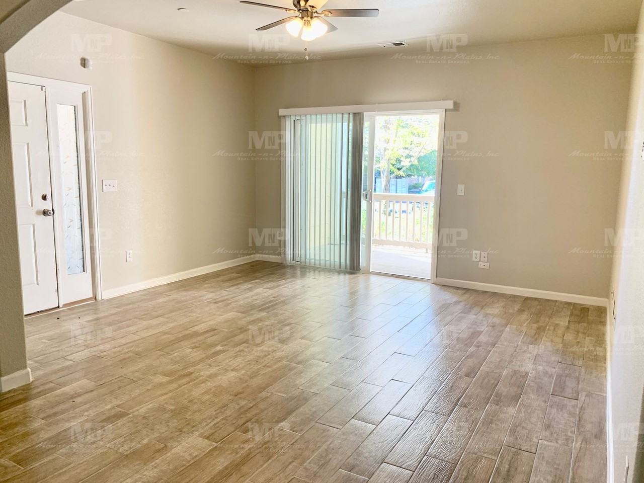 4825 Hahns Peak Dr #104 - Photo 4 of 20