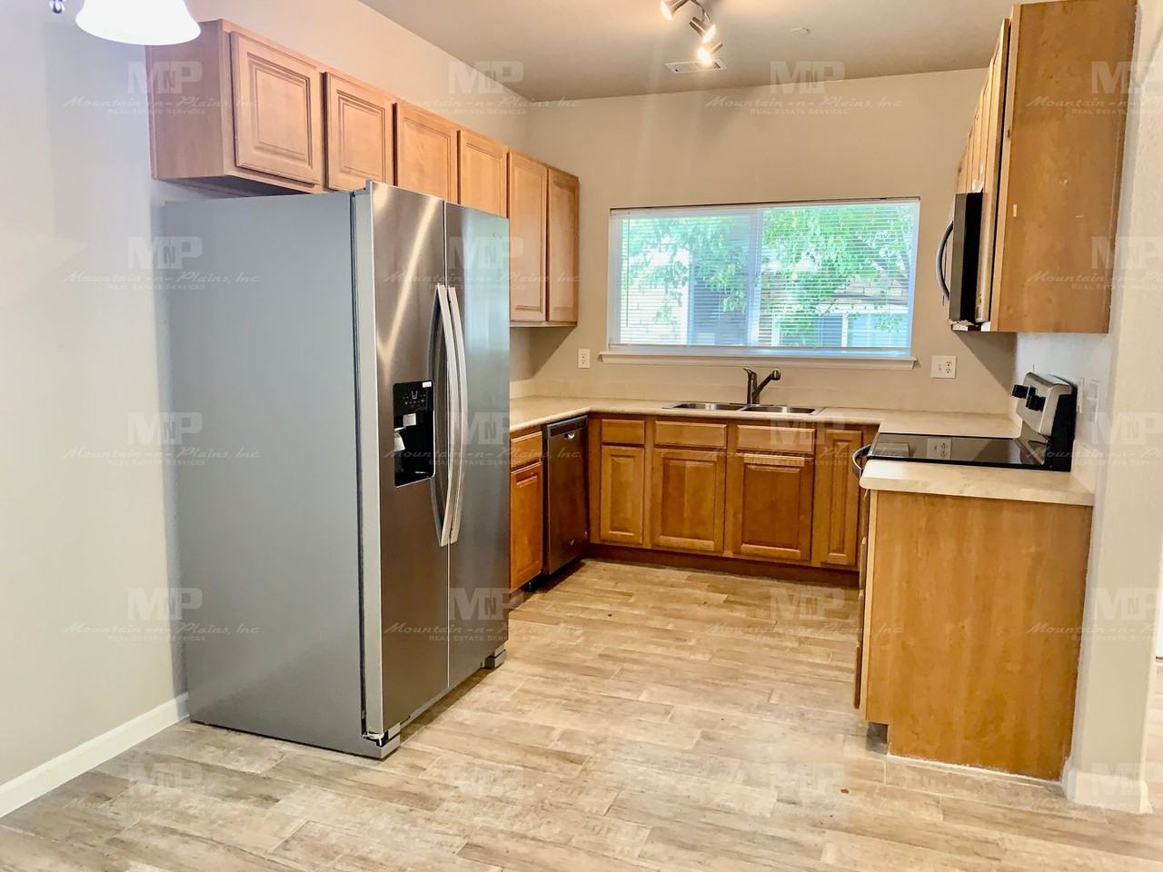 4825 Hahns Peak Dr #104 - Photo 6 of 20