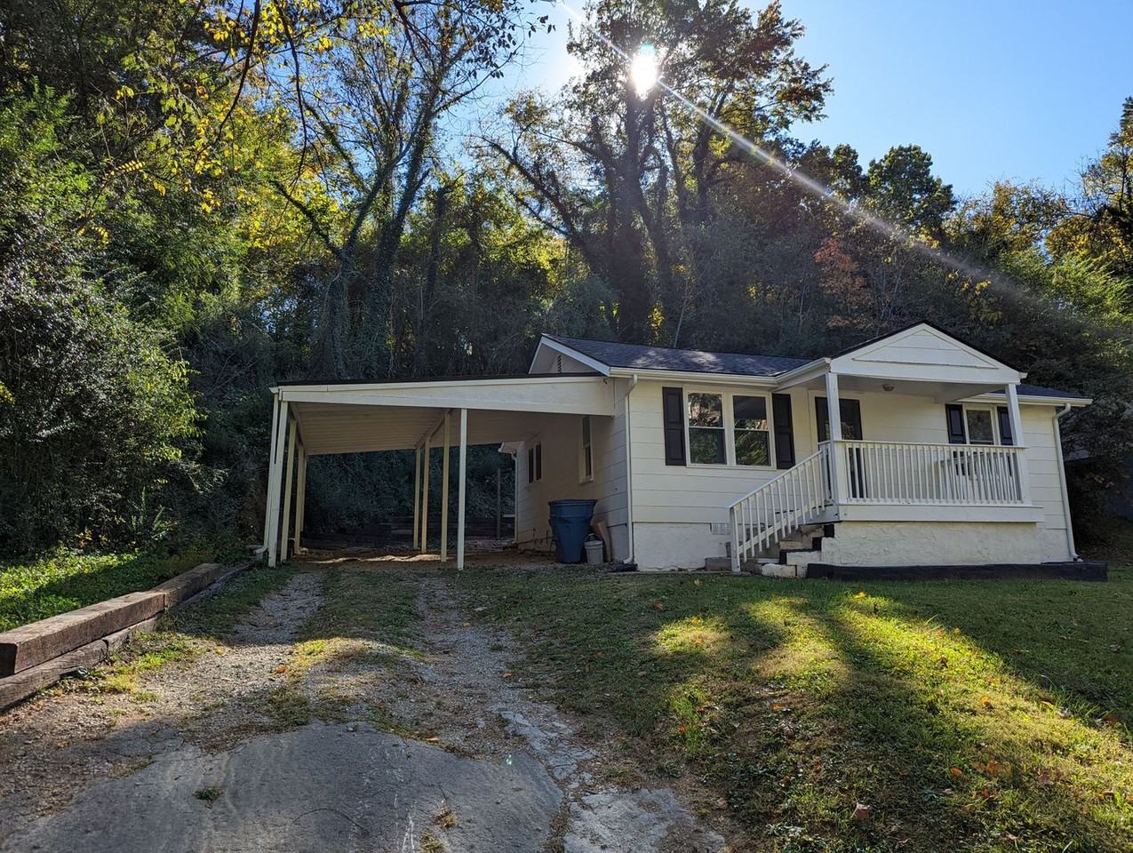 110 Goodson Ave - Photo 2 of 11