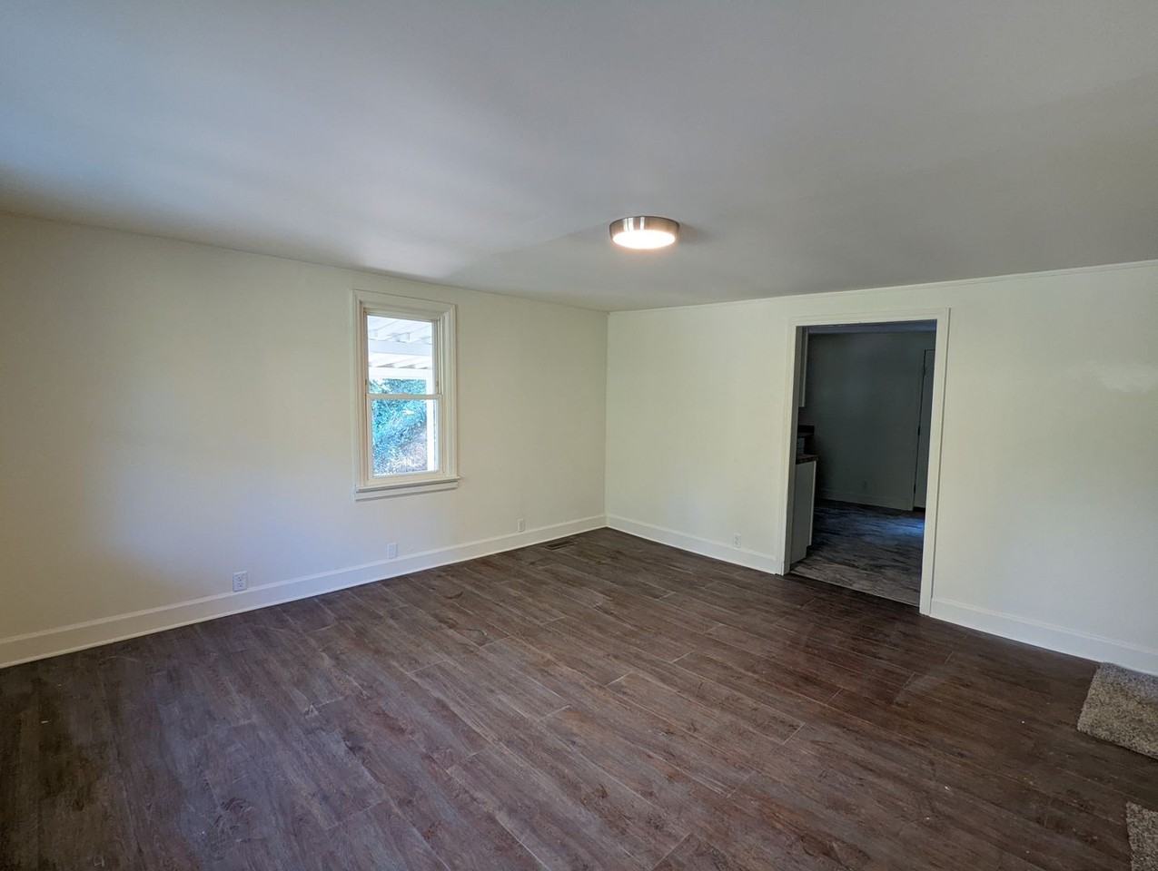 110 Goodson Ave - Photo 4 of 11