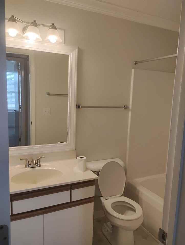 2268 Clearwater Dr - Photo 5 of 27