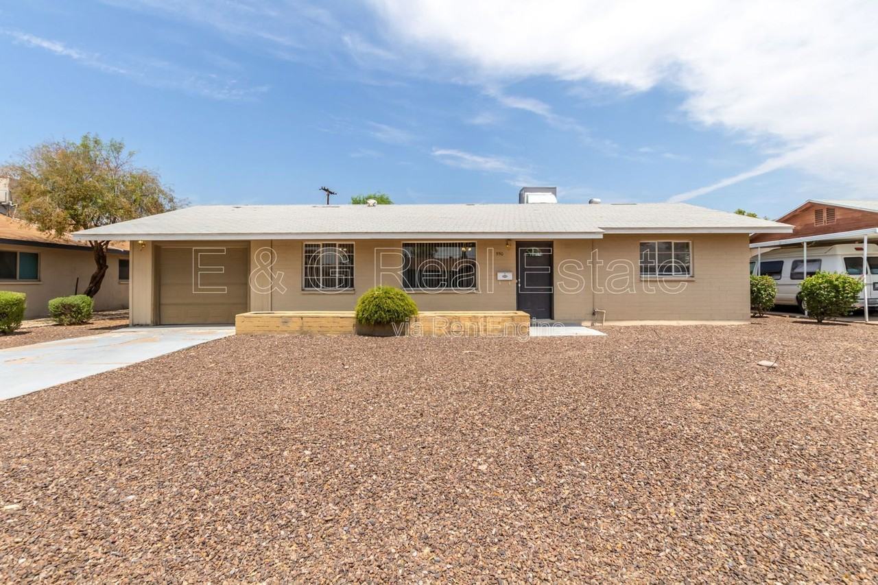 550 W 19th St - Photo 2 of 26