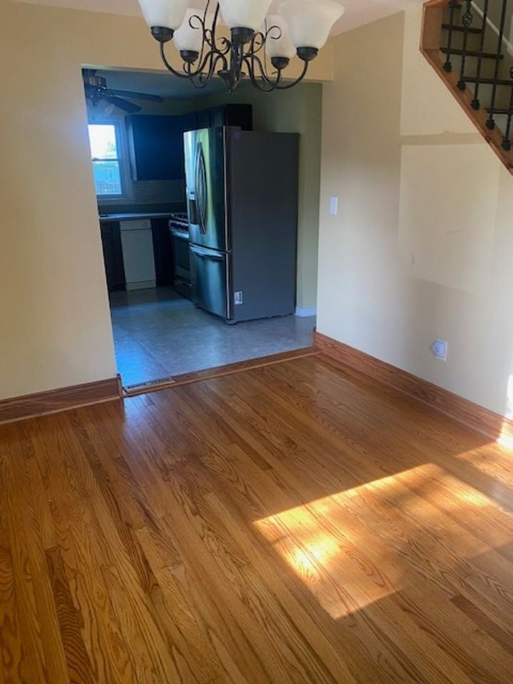 124 Maxwell Ave - Photo 2 of 16