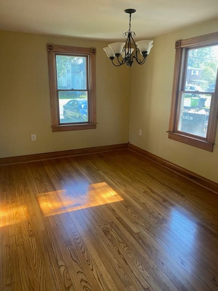 124 Maxwell Ave - Photo 3 of 16