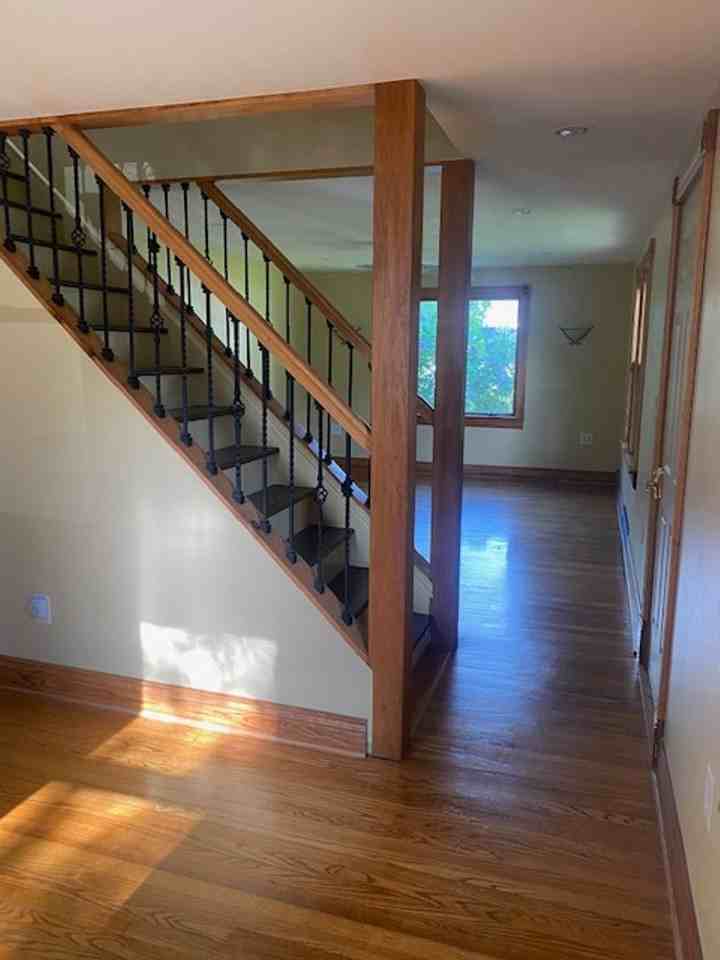 124 Maxwell Ave - Photo 4 of 16