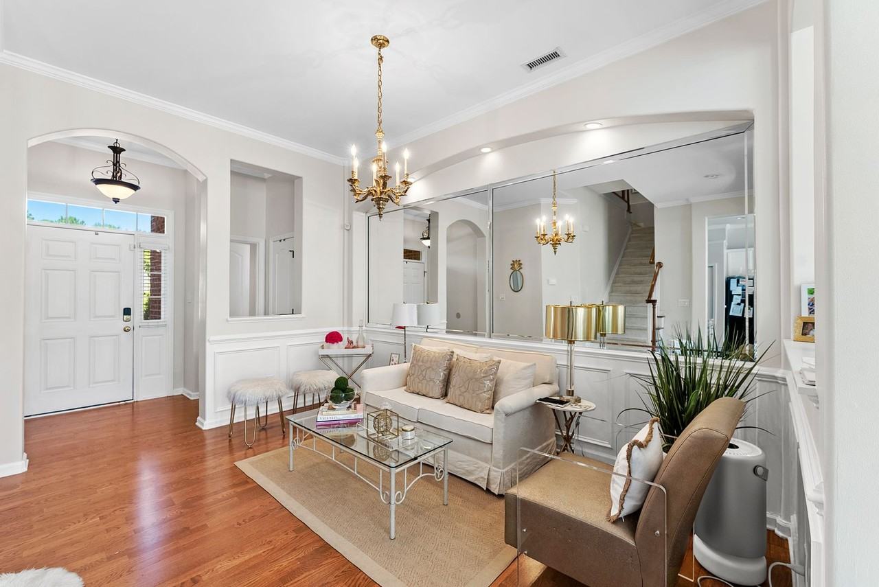 1433 Basinger Ct - Photo 5 of 24