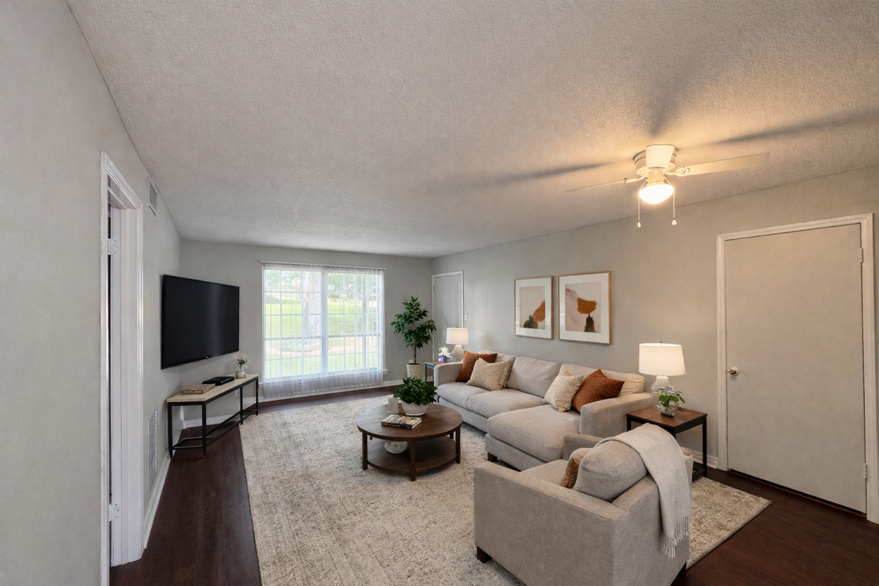 1975 Darby Dr #E1 - Photo 2 of 4