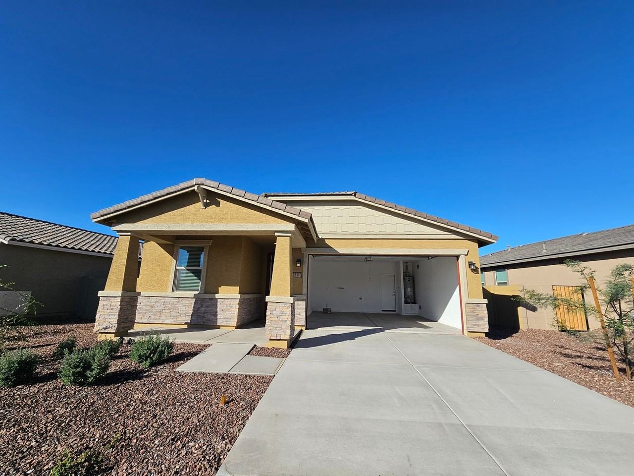 21110 N Blue Agave Dr - Photo 2 of 43