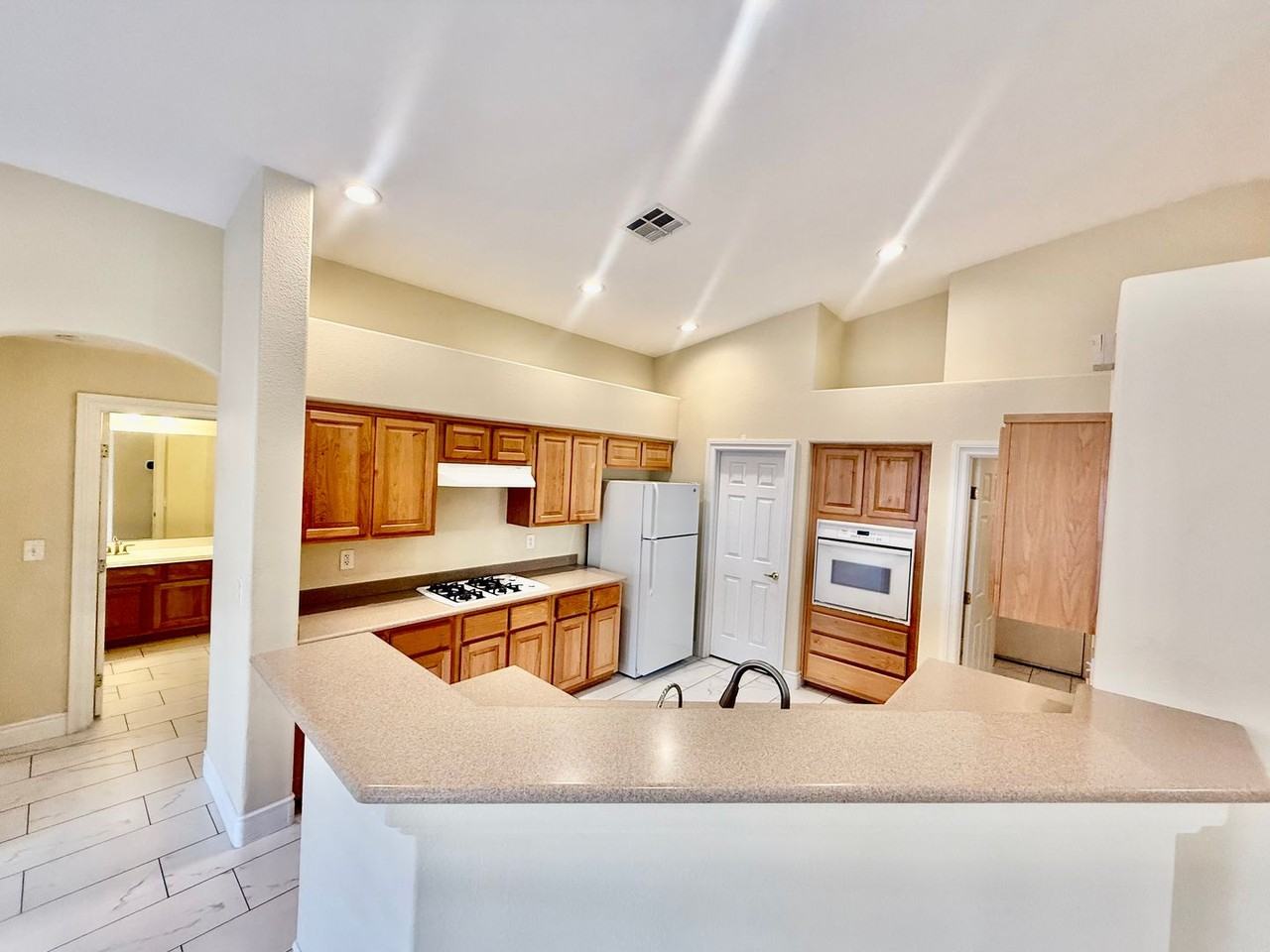 6220 Amory St - Photo 3 of 28