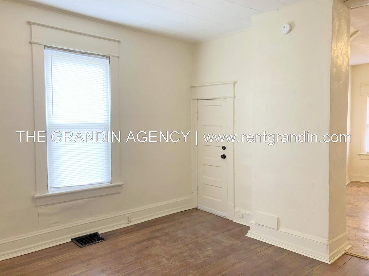 1220 Dale Ave Se - Photo 2 of 28