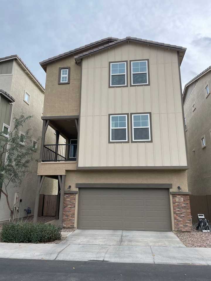 703 W Browning Pl - Photo 2 of 50