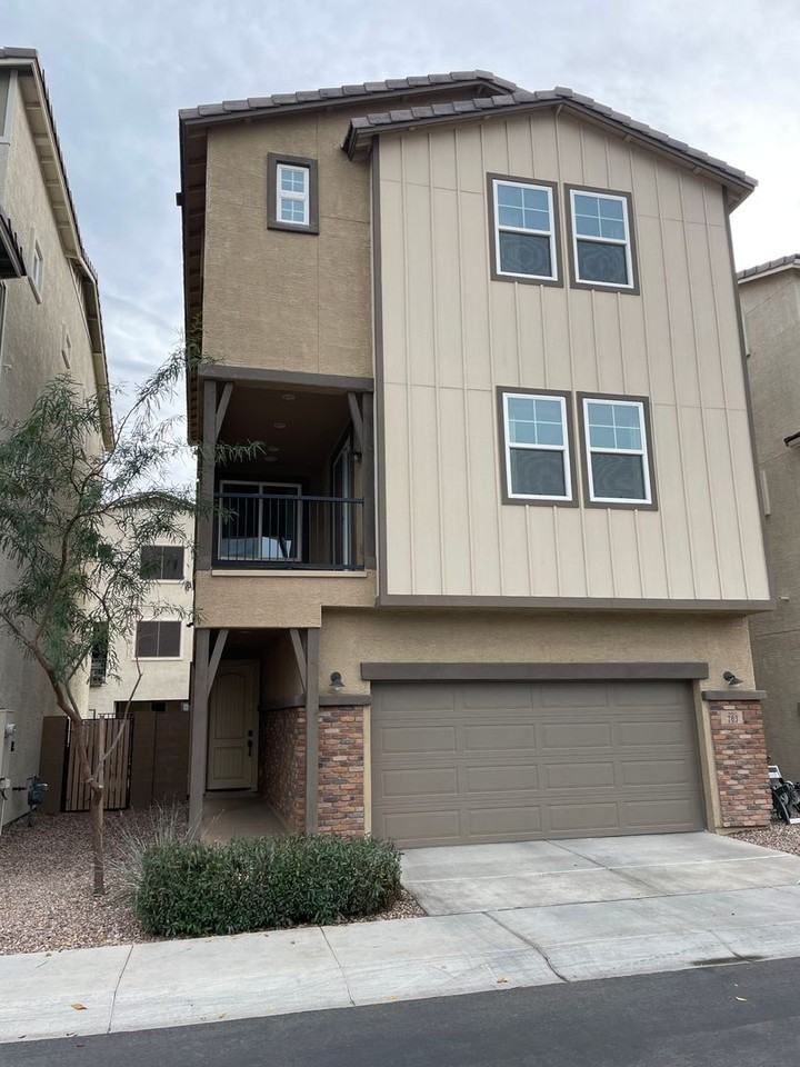 703 W Browning Pl - Photo 3 of 50