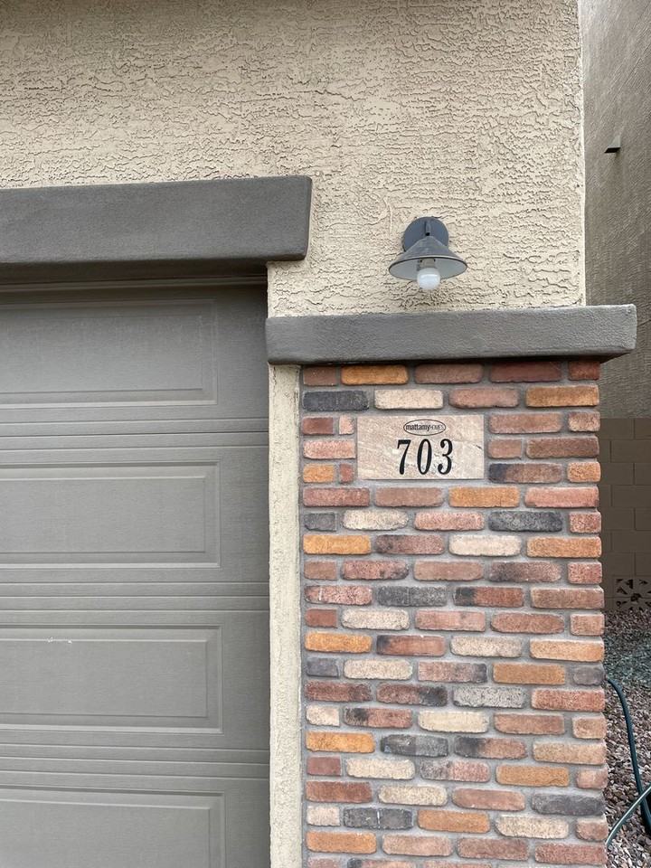 703 W Browning Pl - Photo 4 of 50