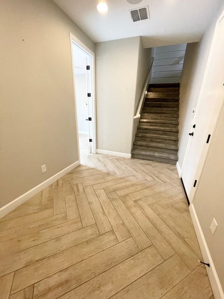 703 W Browning Pl - Photo 6 of 50